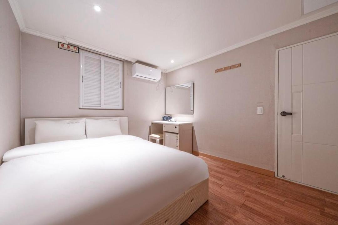Hotel Mini Busan Exteriör bild